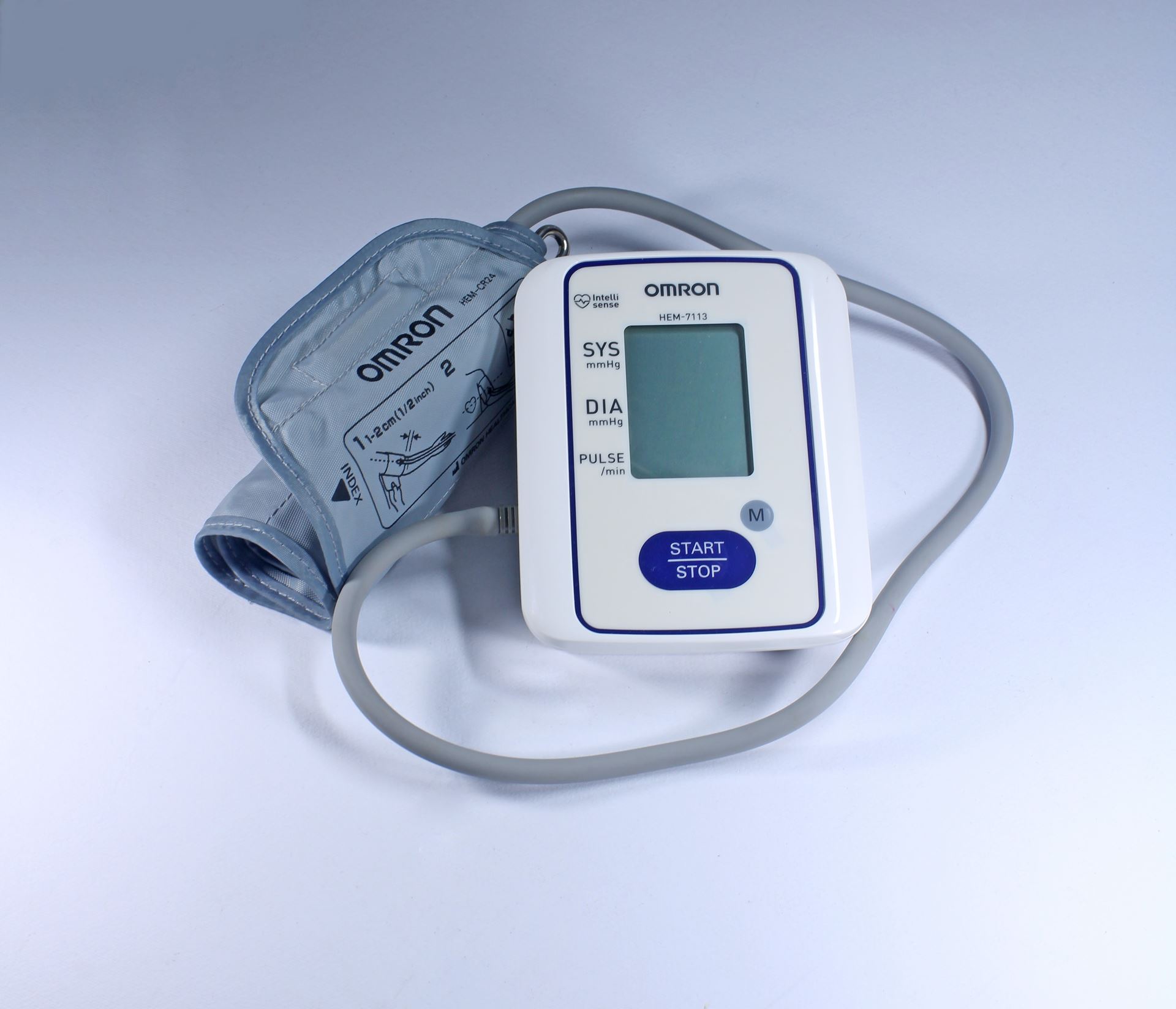 Omron Platinum Blood Pressure Monitor Reliability - China Video of